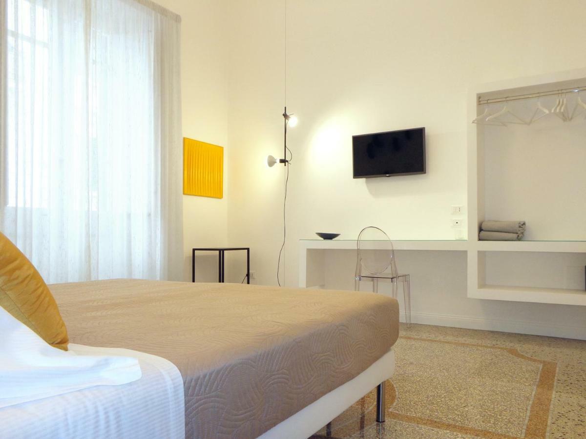 Re Ruggero Rooms Reggio di Calabria Exteriör bild