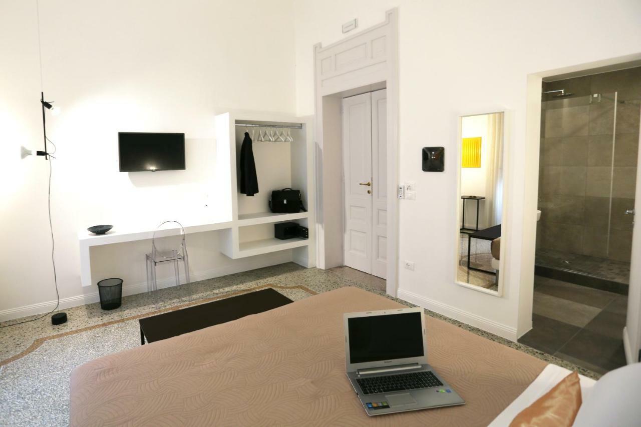 Re Ruggero Rooms Reggio di Calabria Exteriör bild